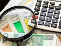 Państwo zachęca do powrotu do kraju. Ulga pozwala sporo zaoszczędzić