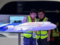 Po chińskich samochodach czas na chińskie samoloty. Rośnie konkurencja dla Airbusów i Boeingów