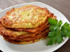 Dodaj to do placków ziemniaczanych. Będą złociste i lekkie jak nigdy