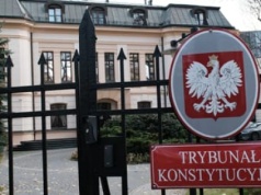 Kogo koalicja rządząca chce wprowadzić do Trybunału Konstytucyjnego?