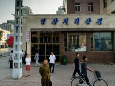 Przyłapali licealistę na oglądaniu serialu. Wstrząsający raport o Korei Północnej