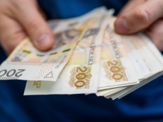 Tyle naprawdę zarabiają Polacy. Nowe kwoty