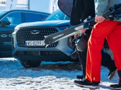 TIGGO 9 PHEV w centrum Projektu Zima TVN. Flagowy SUV CHERY testowany w zimowych warunkach, także w Wiśle