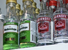 Małpki to nie problem podatkowy. To państwowy biznes na chorych Polakach