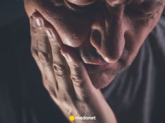 Jak wbijanie śrubokrętu w twarz. Oto objawy "najbardziej bolesnej choroby świata"