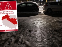 Niebezpieczna ślizgawka na drogach. Rozesłano alert RCB