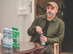 Kielecki teatr nadal bez dyrektora, mimo że sąd uznał skargę Jacka Jabrzyka