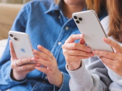 Blokada IMEI w Plus, Play, T-Mobile i Orange. Jak odblokować telefon?