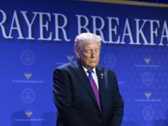 Trump wywraca nuklearny stolik i mówi, że świat potrzebuje nowej umowy