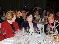 Hanna Gronkiewicz-Waltz znów zaliczyła wpadkę! Chciała uderzyć w ambasadora, a „wskrzesiła” papieża