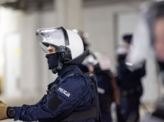 Tysiące batonów i ciastek z THC w rękach policji. Przestępczy biznes w sieci