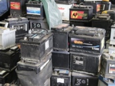 Zostawiasz stary akumulator w sklepie? Możesz sporo stracić!