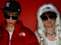 pik, pik i Skip sięgnęli po Sistars – powrót do lat 2000