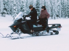 Uber bez samochodu? We Włoszech za darmo przyjedzie skuter śnieżny