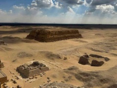 Burza piaskowa i grobowiec faraona. Kulisy polskiej misji w Egipcie