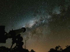 Gwiazda zniknęła i rozbłysła znowu. Co się działo przez 9 miesięcy?