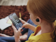 Nauczyciel znalazł sposób na uwolnienie od ekranów. 4 zasady, które działają też na dorosłych