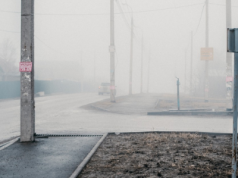 Uwaga na drogi i chodniki. IMGW wydał ostrzeżenia przed gołoledzią