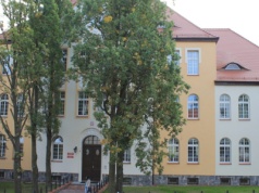 Radny powiatu chojnickiego skazany za kradzieże sklepowe. Wyrok nieprawomocny