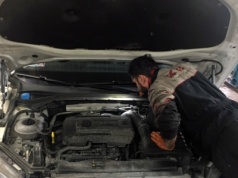 Sprawdzili koszty serwisu aut. Kilka telefonów i oszczędzasz nawet 40 proc.