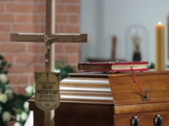 Bp Julian Wojtkowski został pochowany w Bazylice św. Jakuba