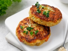 Te kotlety nie mają grama mięsa, a obłędnie smakują. Zrobisz je w chwilę