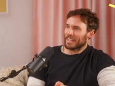 Sam Claflin otworzył się na temat swojej dysmorfofobii. Zagrał sceny bez koszulki