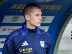 Dawid Szwarga wprost o murawie w Gdyni! „Nie ma szans”