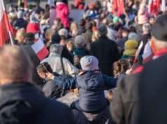 Życie za płacę minimalną w Polsce i Niemczech. Sprawdzili, kogo stać na więcej