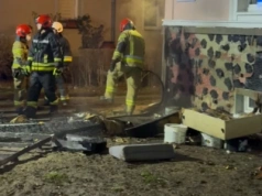 Pożar na ul. Traugutta w Jeleniej Górze. Interweniowały trzy zastępy straży