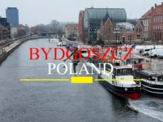 Brytyjskim YouTuberom podobają się czerwone cegły w bydgoskiej architekturze