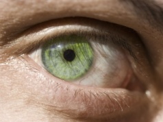 Masz taki kolor oczu? Na pewno przyciągasz innych jak magnes