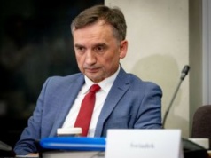 List gończy za Ziobrą. Rzecznik prokuratury wyjaśnia