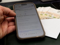 Niezbędnik przedsiębiorcy: KSeF z problemami * rejestracja auta bez faktury * co z papierowymi fakturami * korekta deklaracji i kara * składki za zagranicznego studenta * nowy rodzaj dyskryminacji