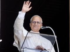 Papież ostro o nowoczesnych rozwiązaniach. "Osłabiają krytyczne myślenie i umiejętności kreatywne"