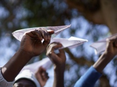 Młodzi uchodźcy na Kanarach rezygnują z azylu, by nie opuszczać wysp