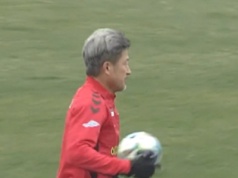 58-letni piłkarz nie przestaje zadziwiać. Tak zadebiutował w nowym klubie