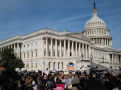 Media o "kordonie ochronnym" w USA po aferze. "Dlaczego nie reagujemy"