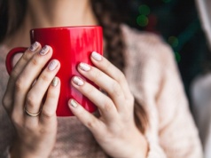 Herbata z tym dodatkiem rozgrzewa lepiej niż koc. Opóźnia starzenie i bosko smakuje