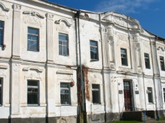 Pałac Radziwiłłów za grosze. Tak tanio nie było nigdy