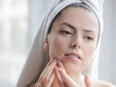 Nieświadoma aktywność mięśni mimicznych – dlaczego twarz wysyła sygnały zmęczenia lub surowości