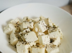 Jedna z najzdrowszych mieszanek przypraw. W Bułgarii dodają do wszystkiego