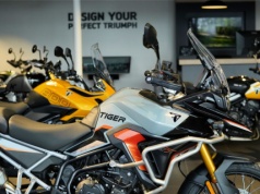 Triumph otworzył dwa nowe salony. Sprawdź lokalizacje