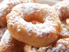 Klasyk PRL na Tłusty Czwartek - w nowej wersji. Te same składniki, ten sam smak i 30 proc. kalorii mniej