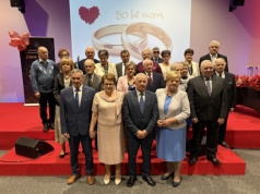 Jedenaście par z Ostrowca świętowało Złote i Szmaragdowe Gody