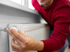 Rachunki za ogrzewanie kilkaset złotych niższe. Polacy popełniają ten błąd nagminnie