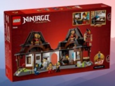 LEGO Ninjago Kuźnia Cztery Bronie 15-lecie za 304,99 zł (cena katalogowa 429,99 zł) w Empiku