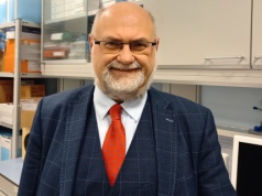 Gdański naukowiec dołączy do Europejskiej Akademii Mikrobiologii