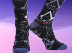 Gadżet dla prawdziwego fana Assassin’s Creed. Skarpety Legacy za 4,99 zł w Media Markt!