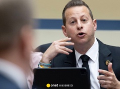 Amerykański polityk ujawnia nowe szczegóły akt Epsteina. 